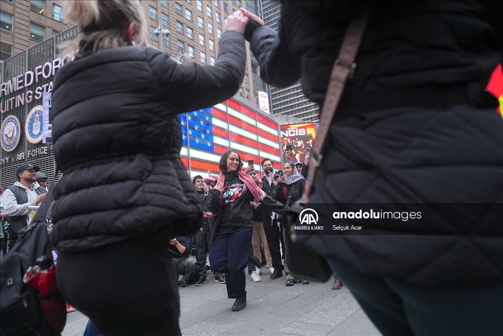 İsrail'in Gazze'ye yönelik saldırıları, New York'ta Toprak Günü'nde protesto edildi