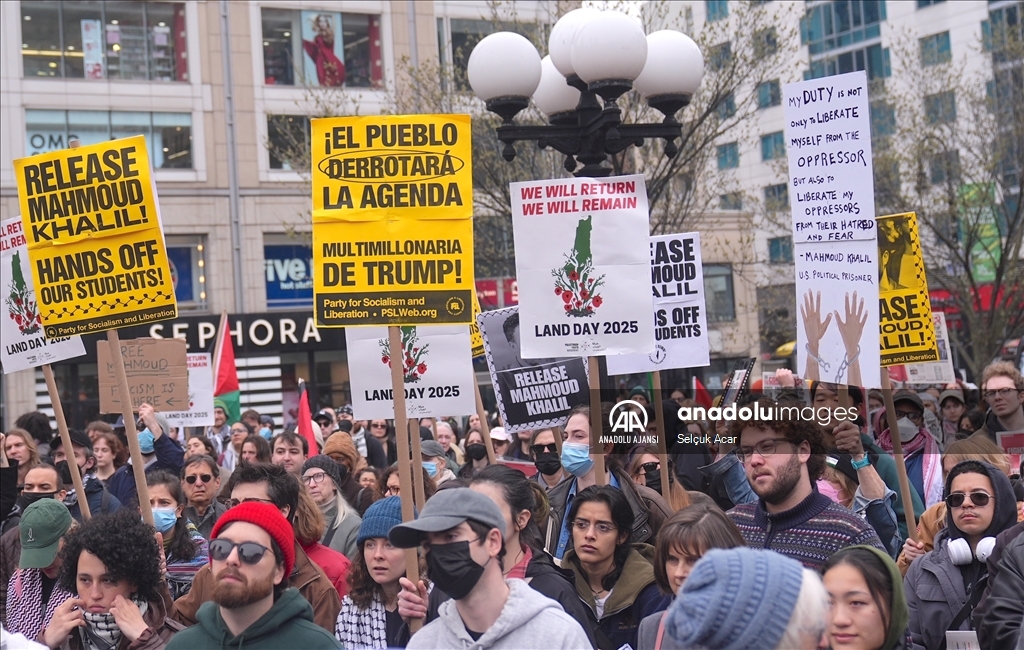 İsrail'in Gazze'ye yönelik saldırıları, New York'ta Toprak Günü'nde protesto edildi