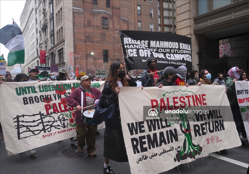 İsrail'in Gazze'ye yönelik saldırıları, New York'ta Toprak Günü'nde protesto edildi