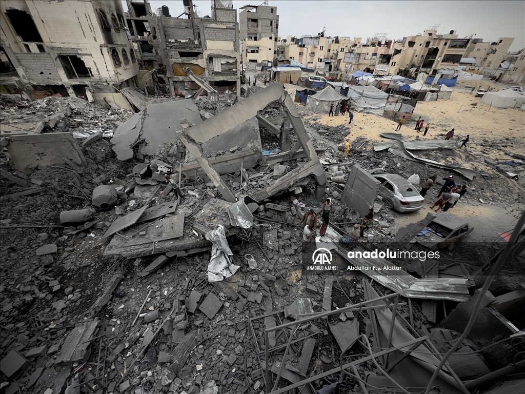 İsrail'in bayramın üçüncü gününde Gazze'ye yönelik saldırıları sürüyor