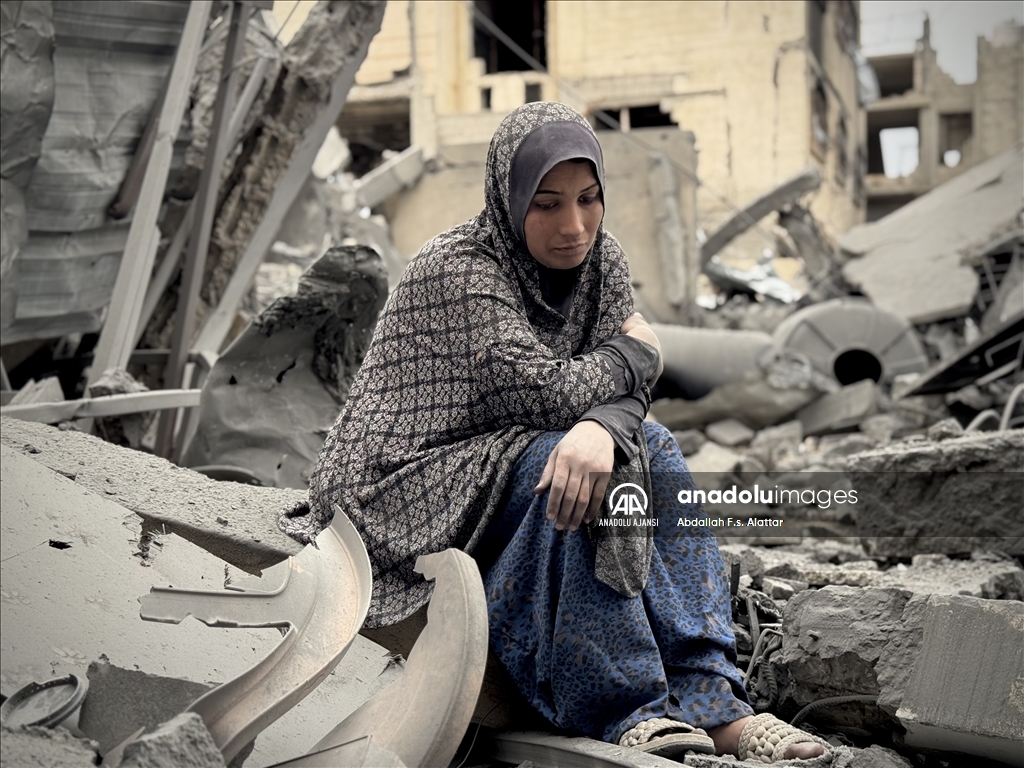 İsrail'in bayramın üçüncü gününde Gazze'ye yönelik saldırıları sürüyor