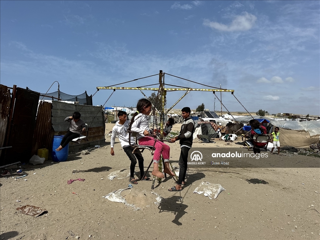 في يومهم الوطني.. أطفال غزة تحت مقصلة الإبادة الإسرائيلية