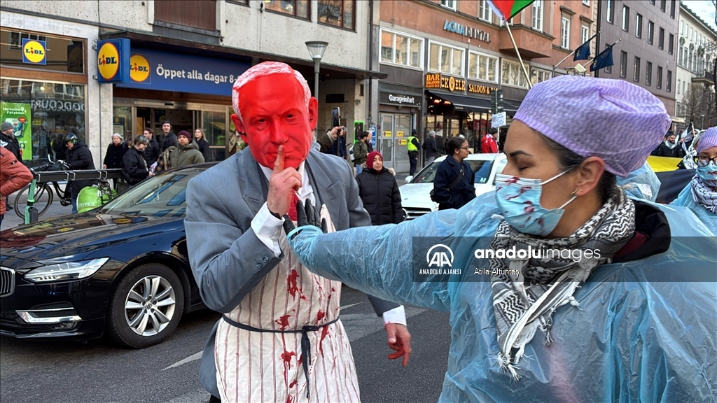 ABD Başkanı Trump'ın Gazze'deki Filistinlileri yerinden etme planı İsveç'te protesto edildi