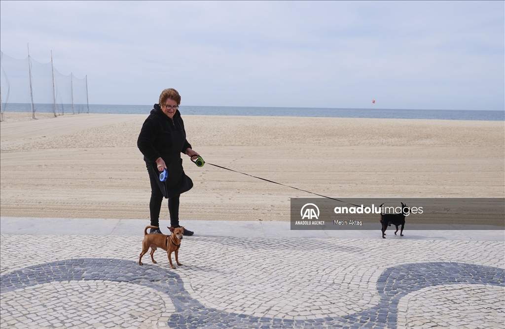 Назаре: будни города с самыми большими волнами