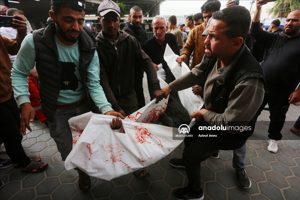 İsrail ordusu, Deyr Balah kentine saldırı düzenledi