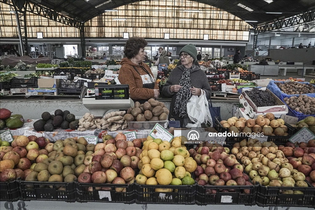 Назаре: будни города с самыми большими волнами