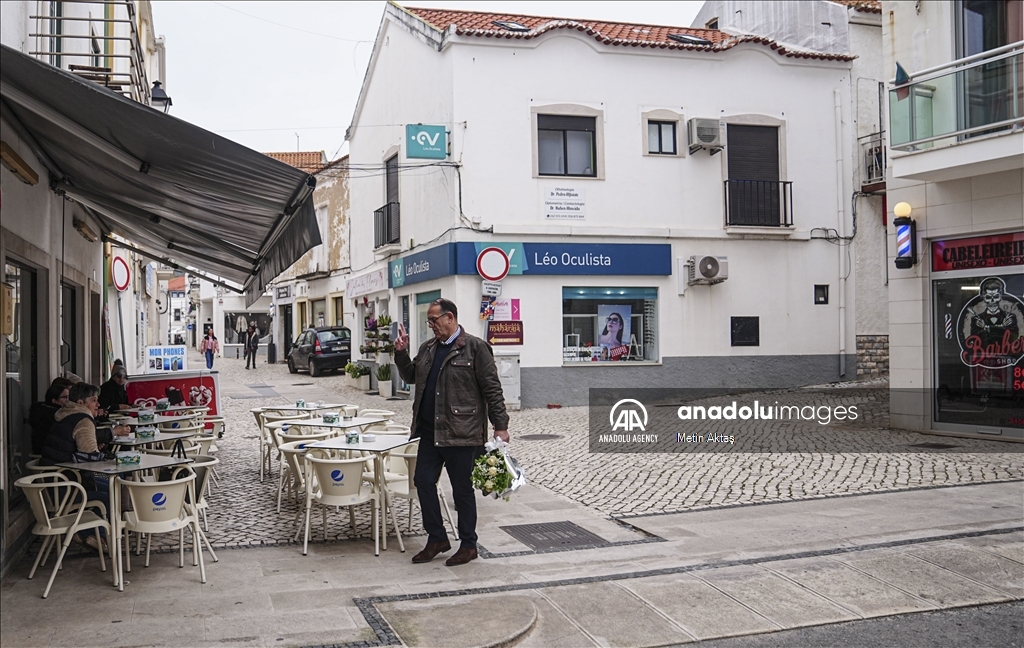Назаре: будни города с самыми большими волнами