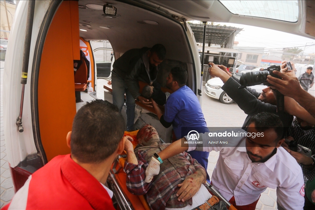 İsrail ordusu, Deyr Balah kentine saldırı düzenledi