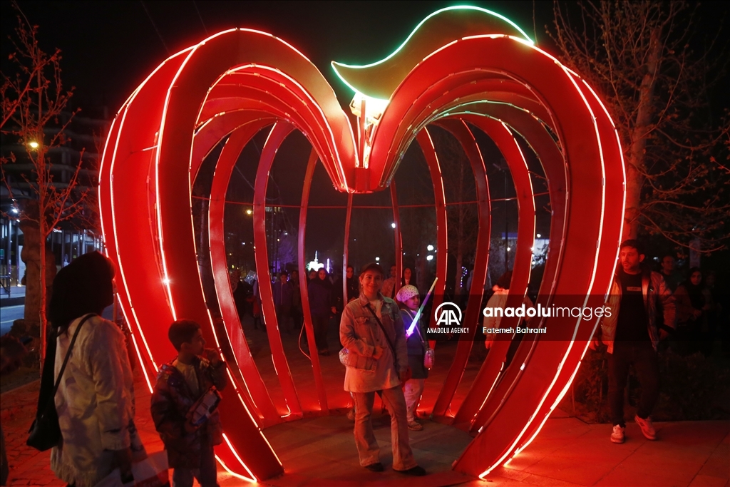 В Тегеране прошел «Фестиваль огней»