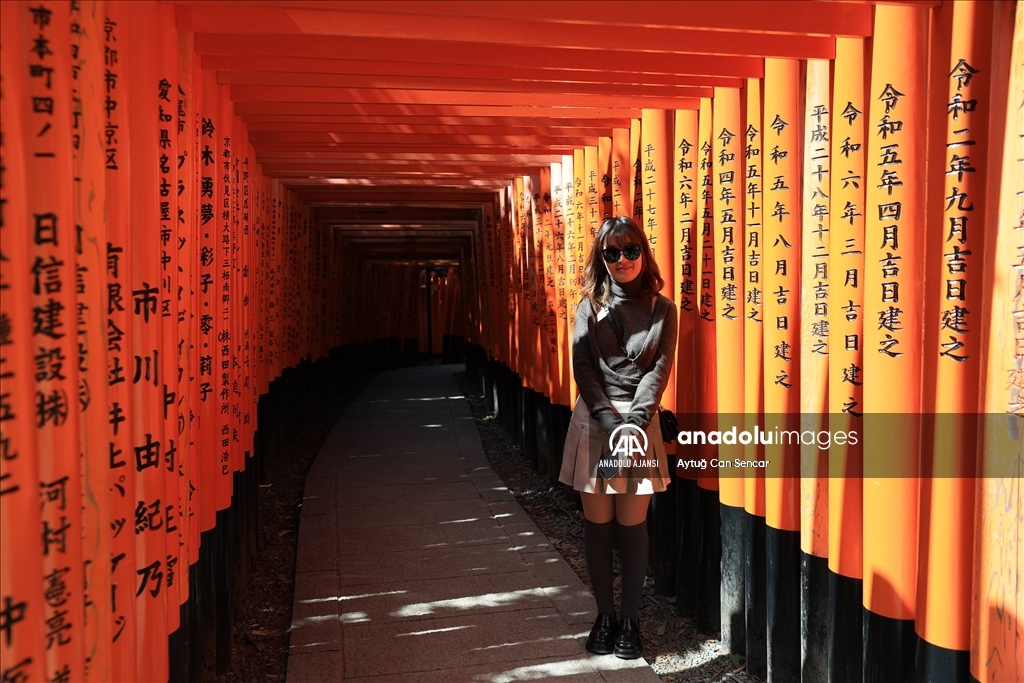 Kyoto'nun Kırmızı Kapıları arasında günlük yaşam