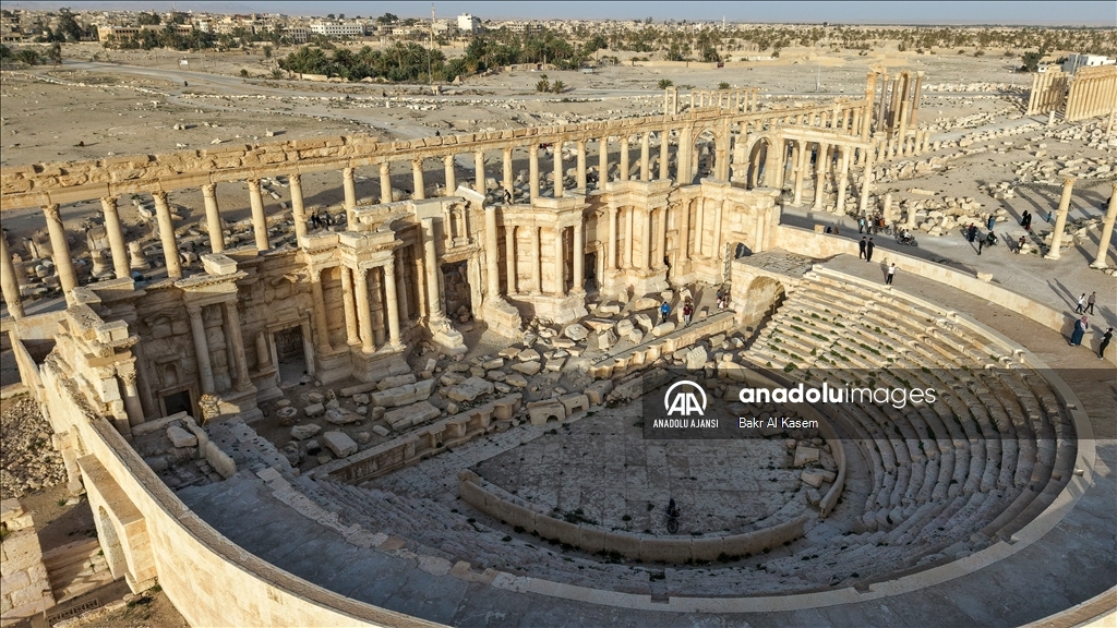 Suriye'de Palmira Antik Kenti savaşın izlerini taşıyor