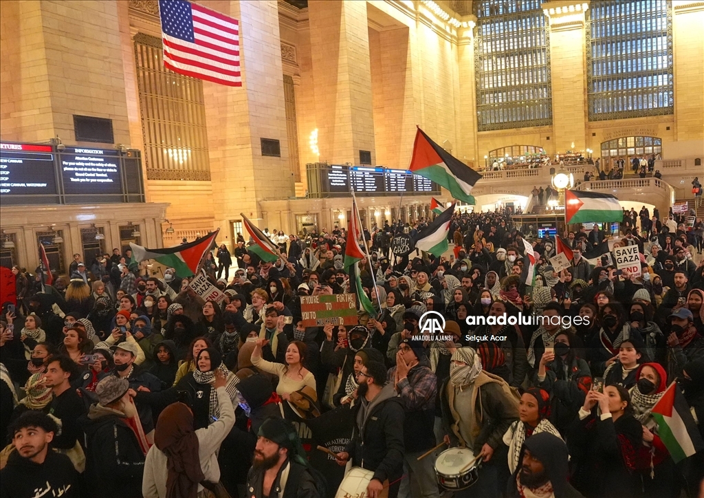 New York'ta Filistin yanlısı protesto düzenlendi