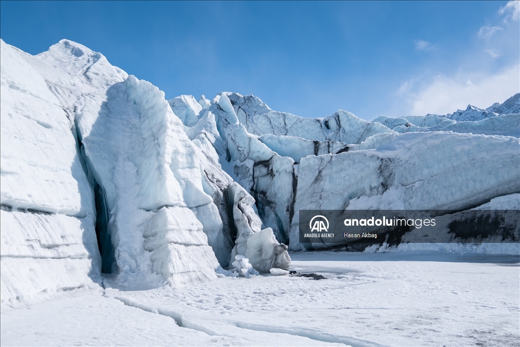 Matanuska Glacier reveals ice caves and natural wonders in Alaska