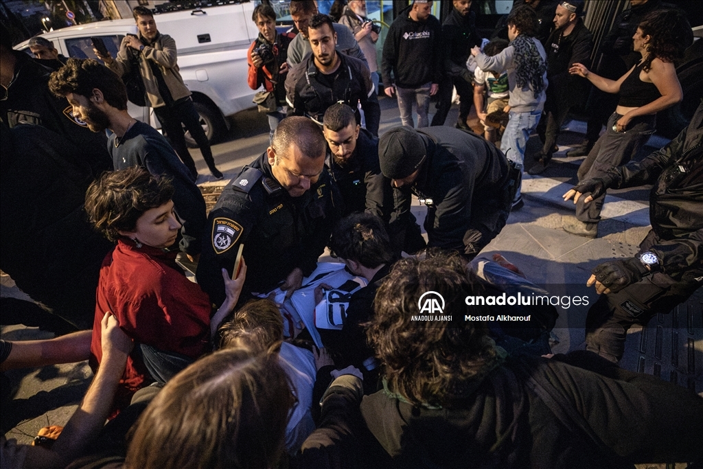 Batı Kudüs'te İsrailli göstericilerden Gazze'deki soykırıma protesto