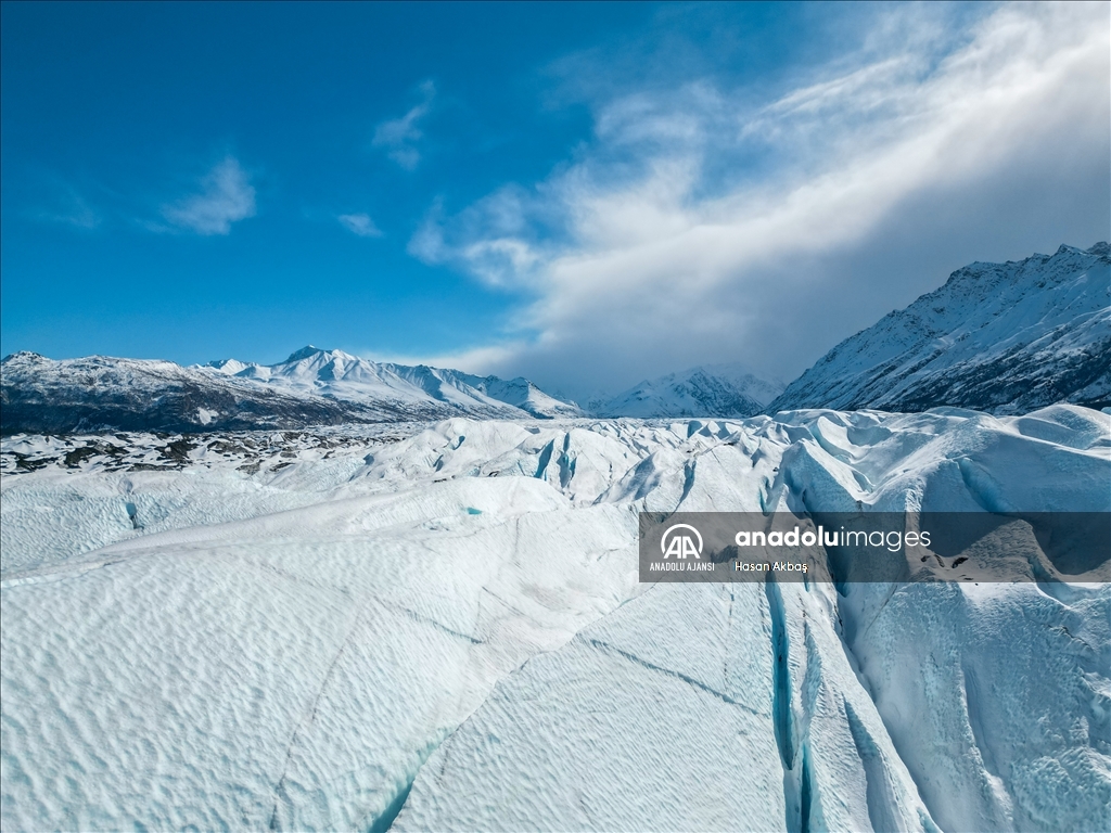 Türk fotoğrafçı Alaska'da Matanuska Buzulu'nu dronla görüntüledi 