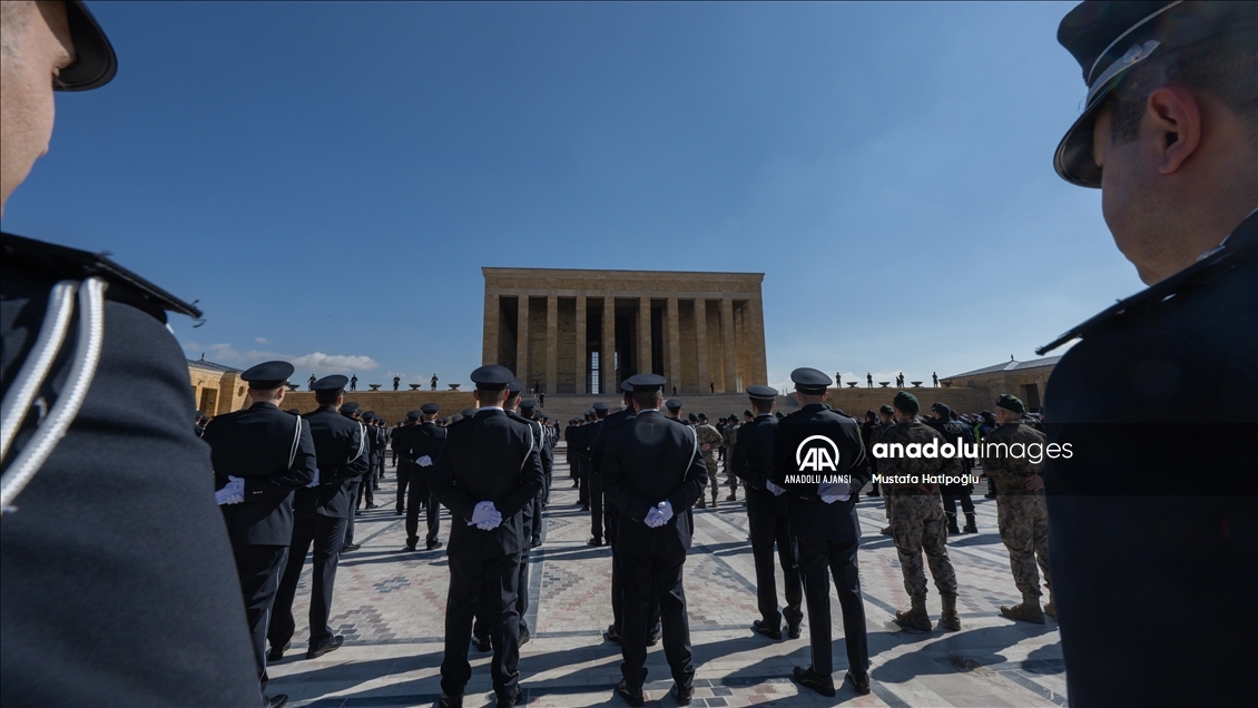 Emniyet teşkilatından Anıtkabir'e "180. yıl" ziyareti