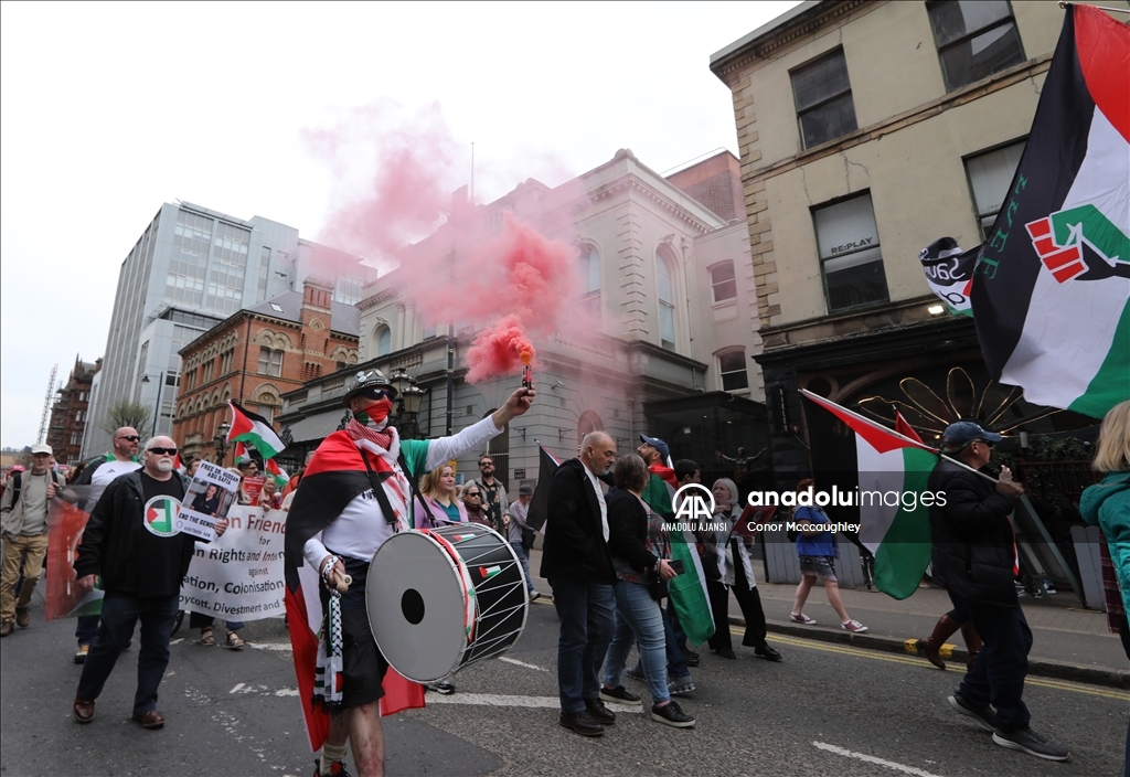 Belfast’ta Filistin’e destek gösterisi düzenlendi