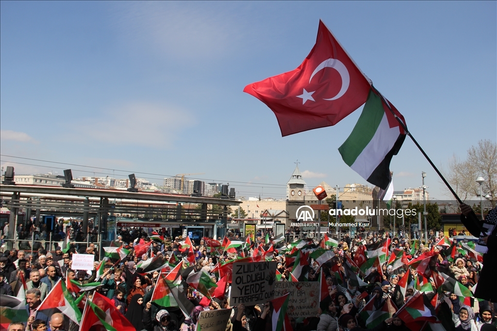 مظاهرات حاشدة داعمة لفلسطين في عدة مدن تركية