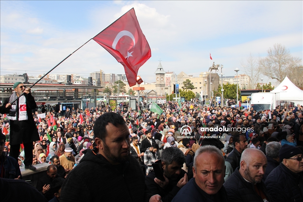 مظاهرات حاشدة داعمة لفلسطين في عدة مدن تركية