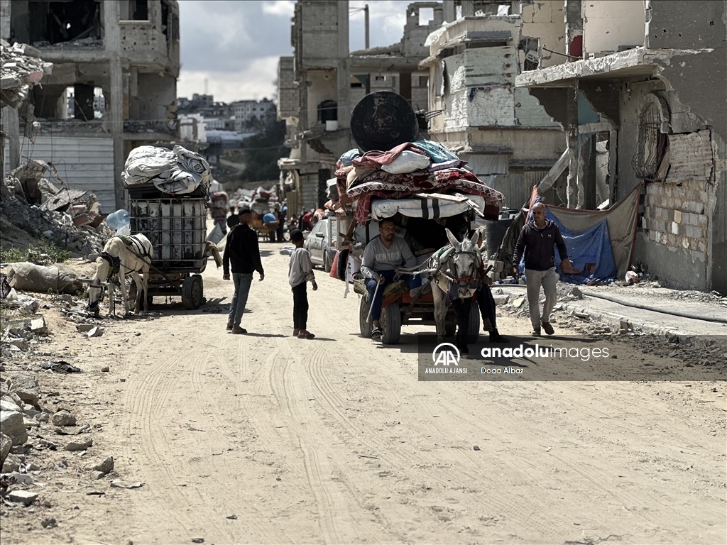 İsrail'in saldırıları sonrası Filistinliler, güvenli bölgelere göç ediyor