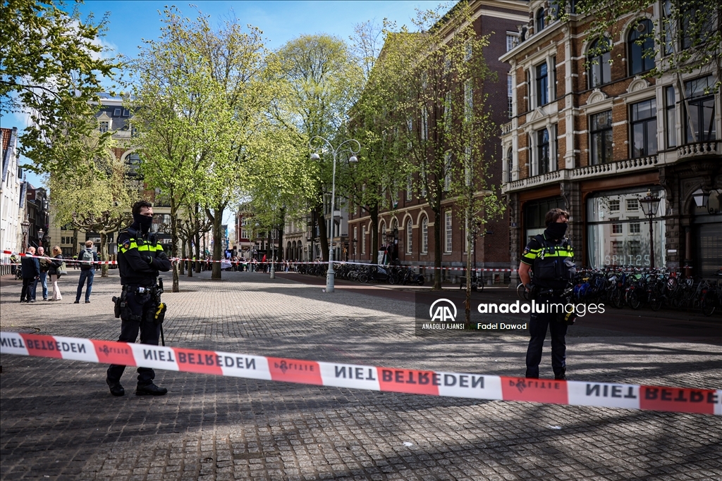 Amsterdam'da Filistin yanlısı öğrencilerin gösterisine polis müdahale etti