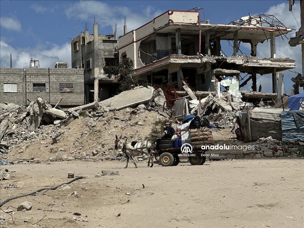 İsrail'in saldırıları sonrası Filistinliler, güvenli bölgelere göç ediyor