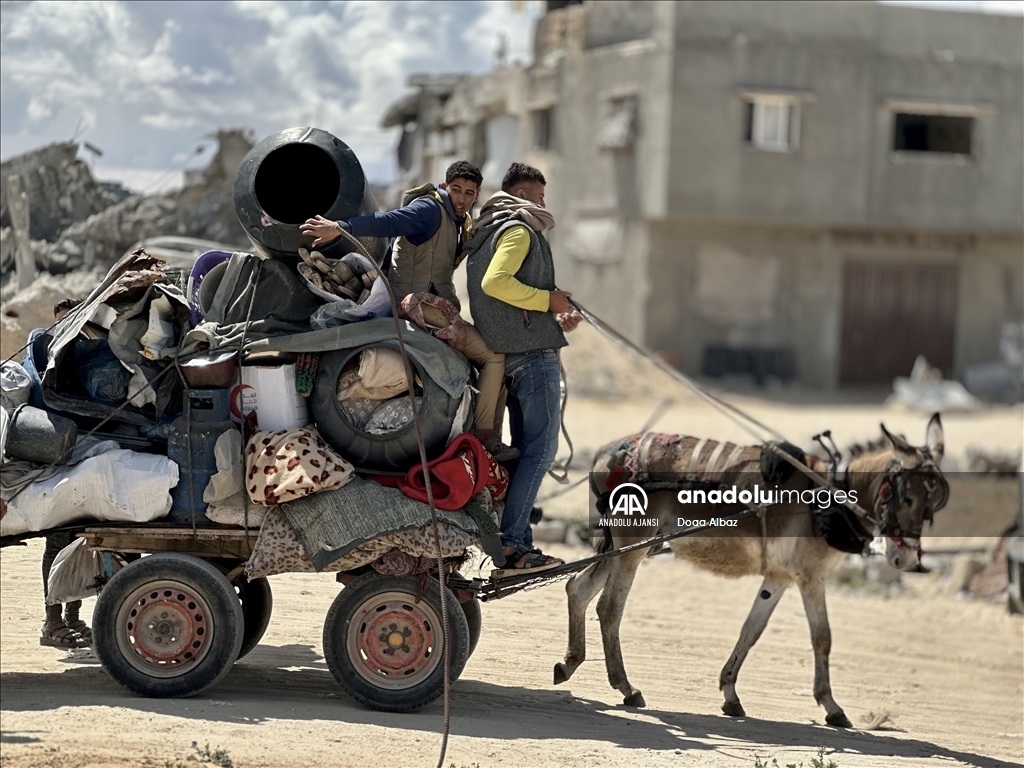 İsrail'in saldırıları sonrası Filistinliler, güvenli bölgelere göç ediyor