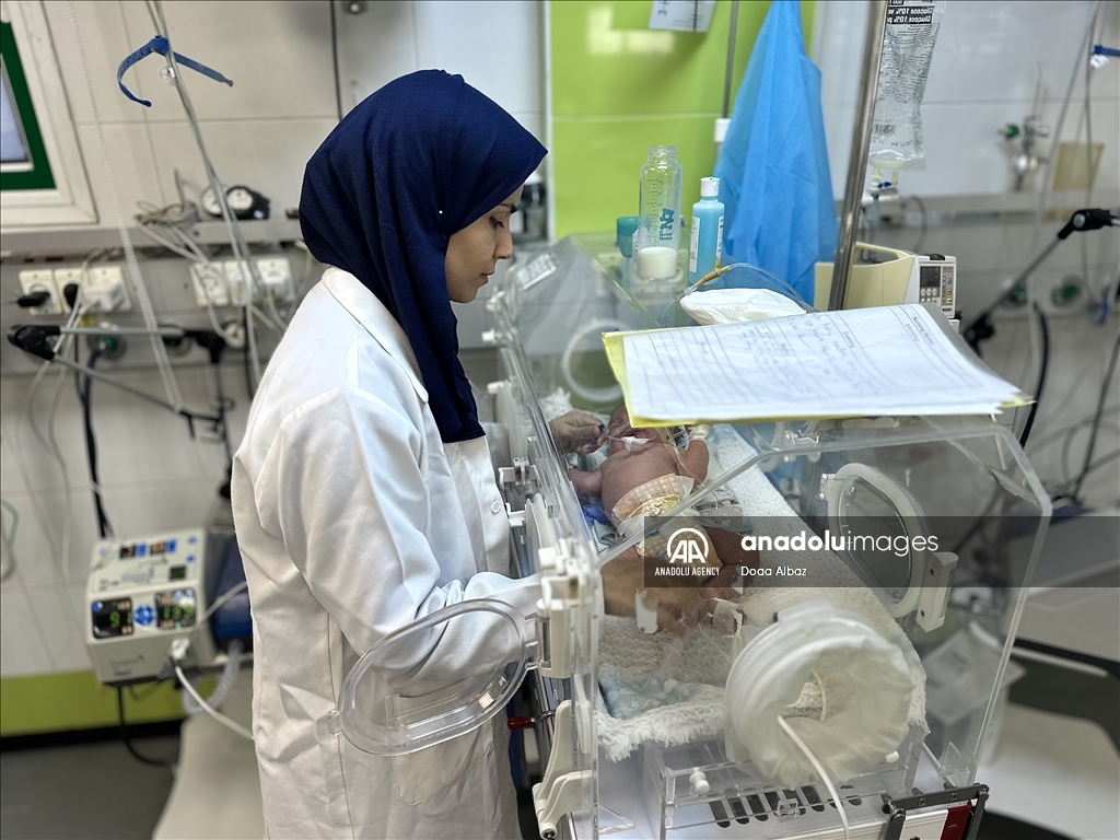 غزة.. إغلاق إسرائيل للحدود يعمق الأزمة في وحدات الأطفال حديثي الولادة