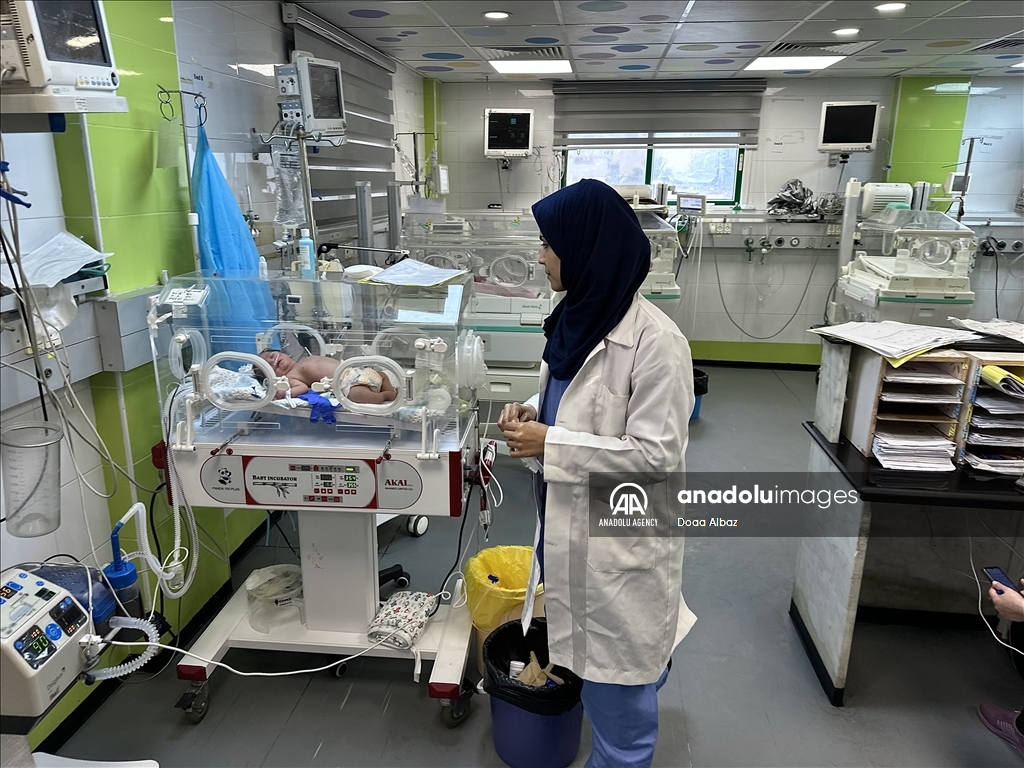 غزة.. إغلاق إسرائيل للحدود يعمق الأزمة في وحدات الأطفال حديثي الولادة