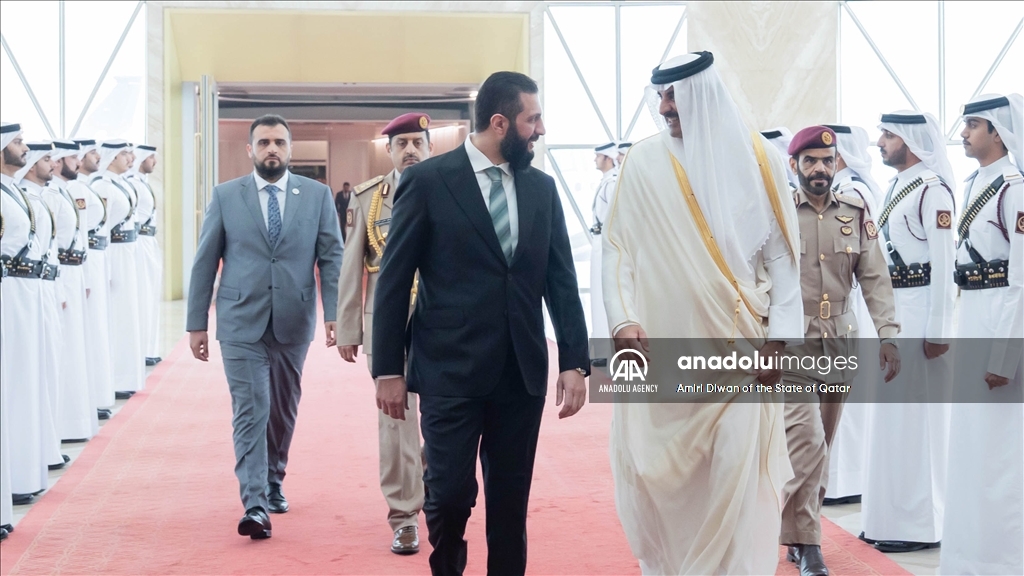 أمير قطر يستقبل الرئيس السوري فور وصوله الدوحة بأول زيارة رسمية