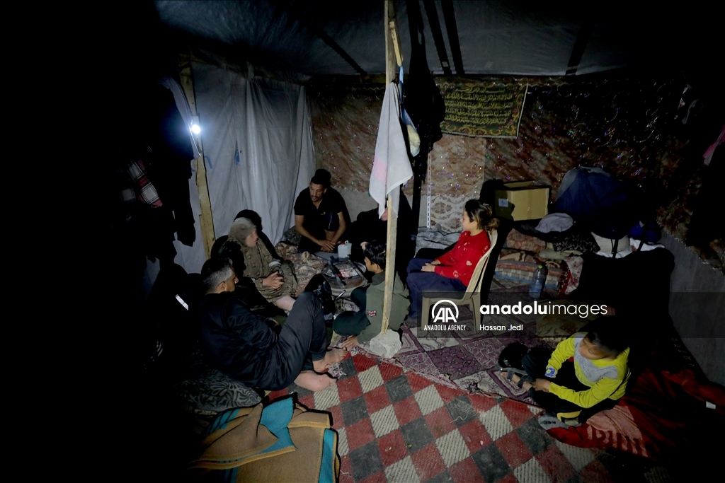 Daily life in Gaza under Israeli attacks