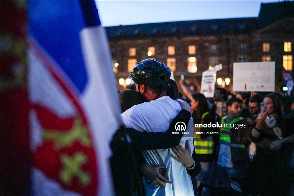 80 Serbian students cycled to Strasbourg to denounce corruption in Serbia