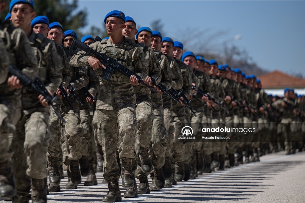 "Uzman Erbaş Komando Temel Kursu Mezuniyet ve Bröve Takma Töreni"