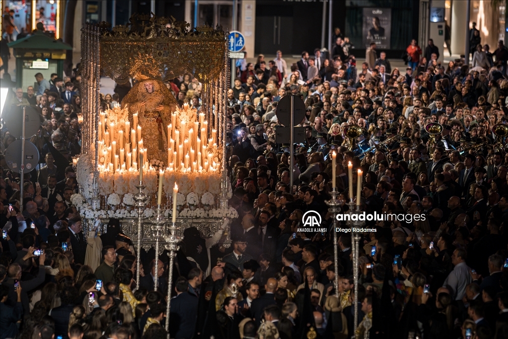 Seville’de Kutsal Hafta alayı düzenlendi 
