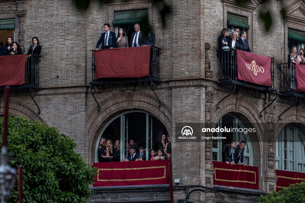 Seville’de Kutsal Hafta alayı düzenlendi 