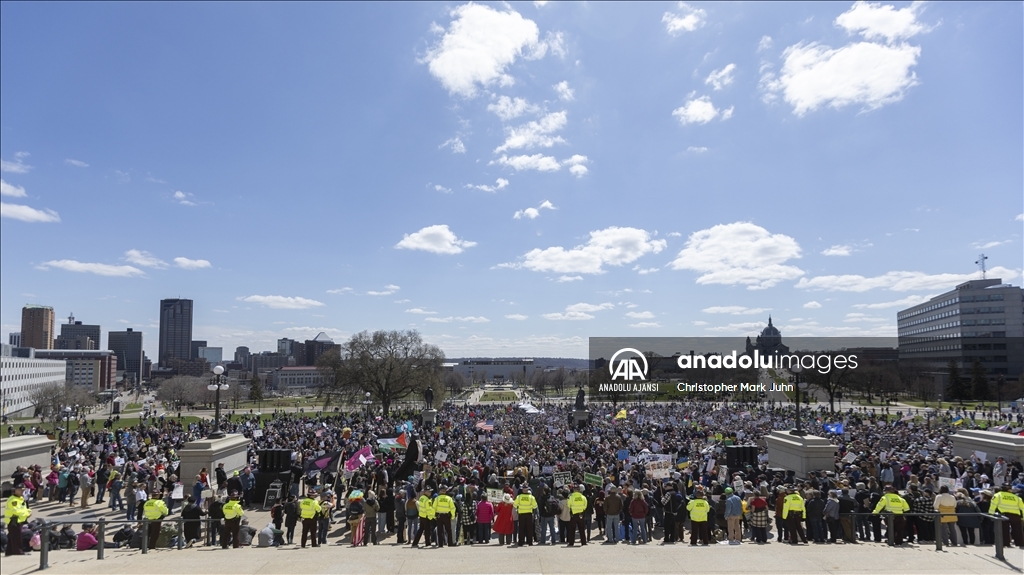 Minnesota'da Trump karşıtı protesto gösterisi