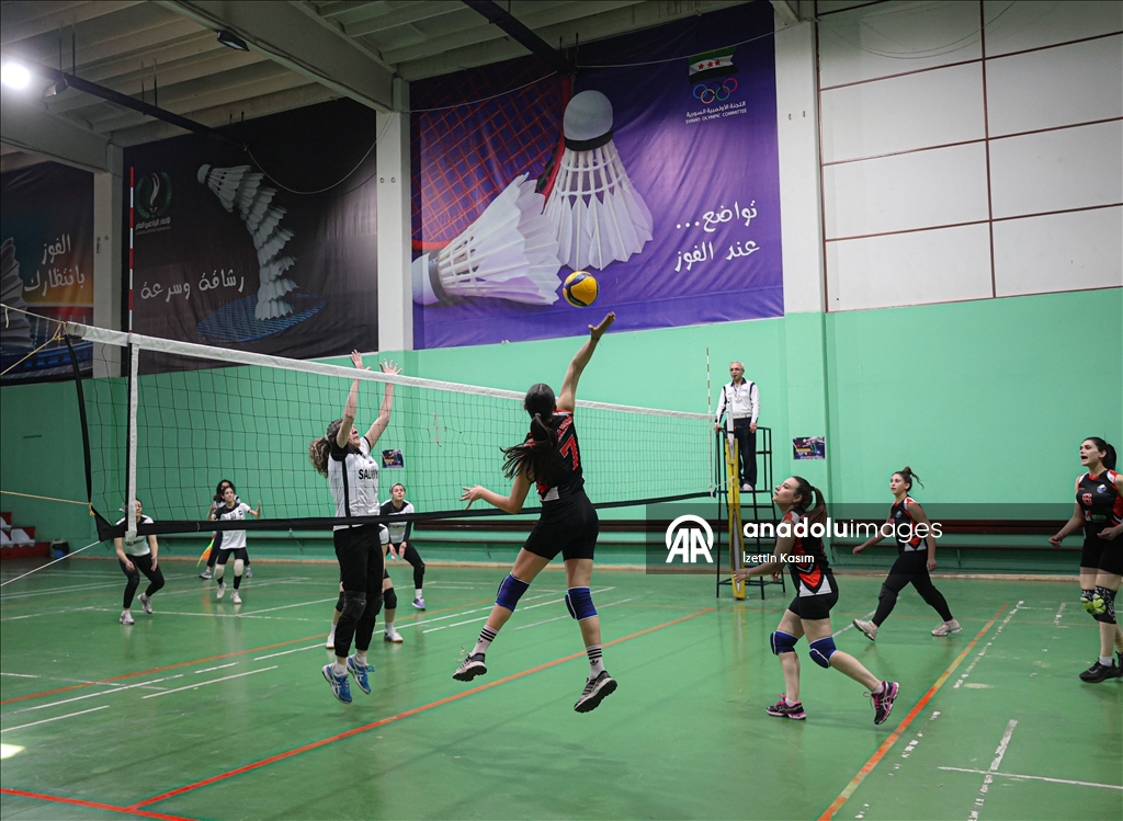 Baas rejiminin yıkılmasının ardından Şam’da ilk kez kadın voleybol turnuvası düzenlendi