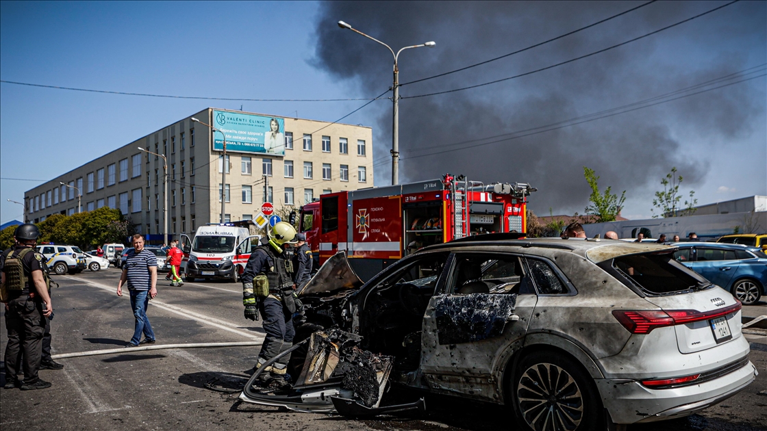 Rusya, Ukrayna'nın Harkiv kentine saldırı düzenledi