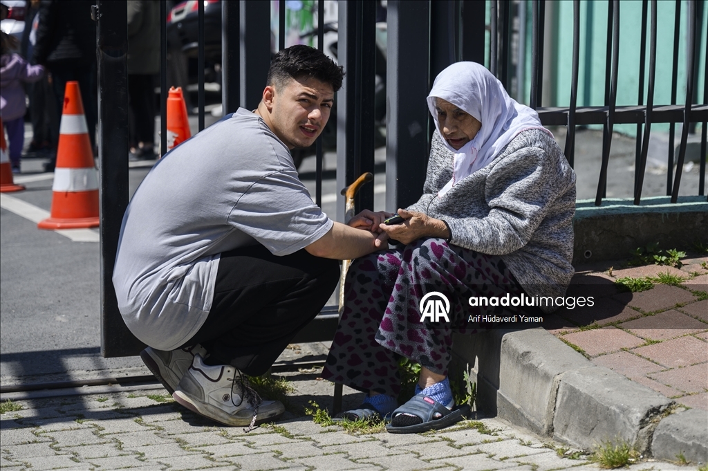 İstanbul'da 6,2 büyüklüğünde deprem