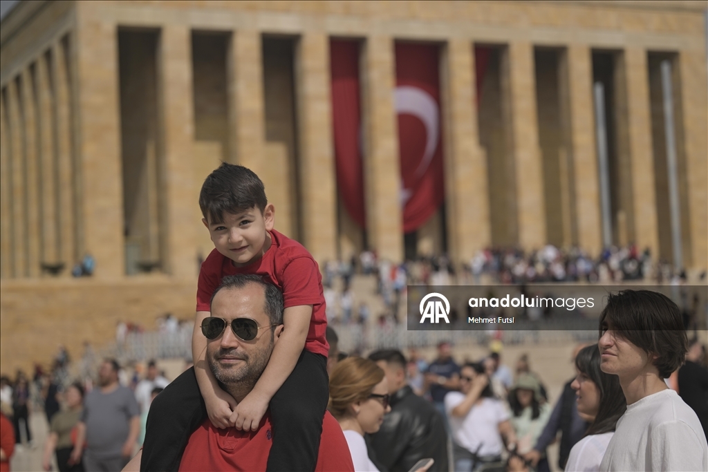 Türkiye shënon Ditën e Sovranitetit Kombëtar dhe Ditën e Fëmijëve