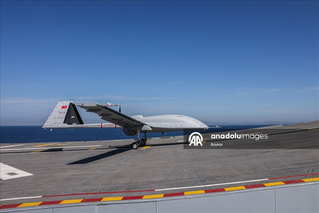 Bayraktar TB3 SİHA'dan TCG Anadolu'ya başarılı 4 sorti