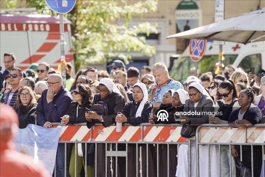 Papa Franciscus için cenaze töreni düzenlendi