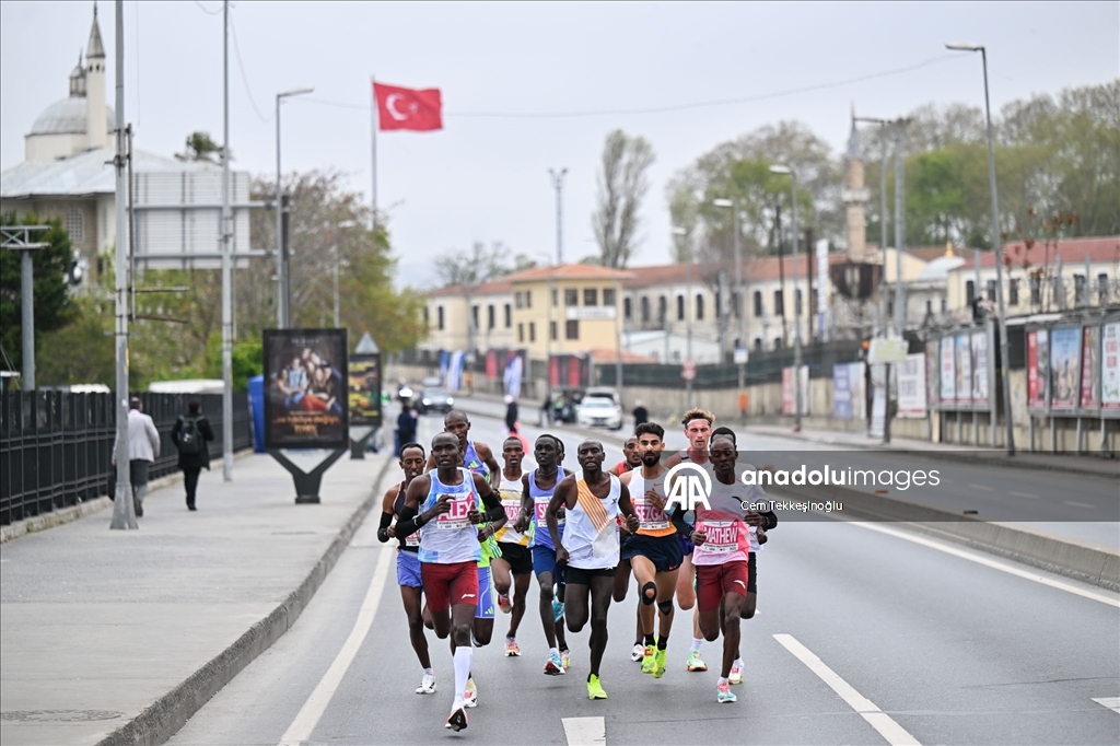 Стартовал 20-й Стамбульский полумарафон Türkiye İş Bankası