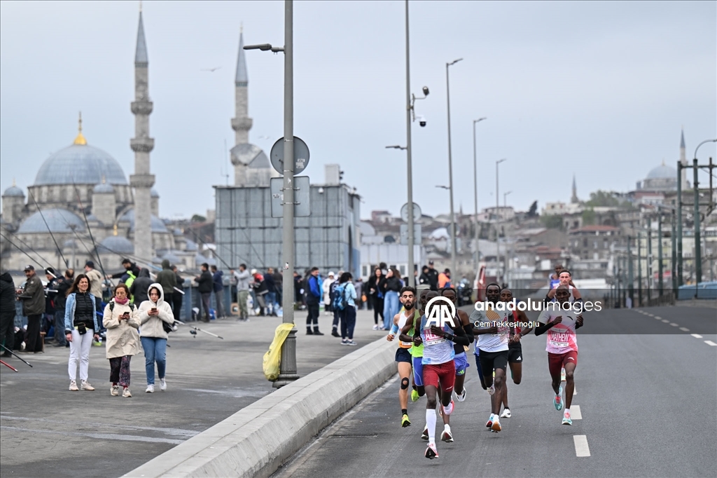Стартовал 20-й Стамбульский полумарафон Türkiye İş Bankası