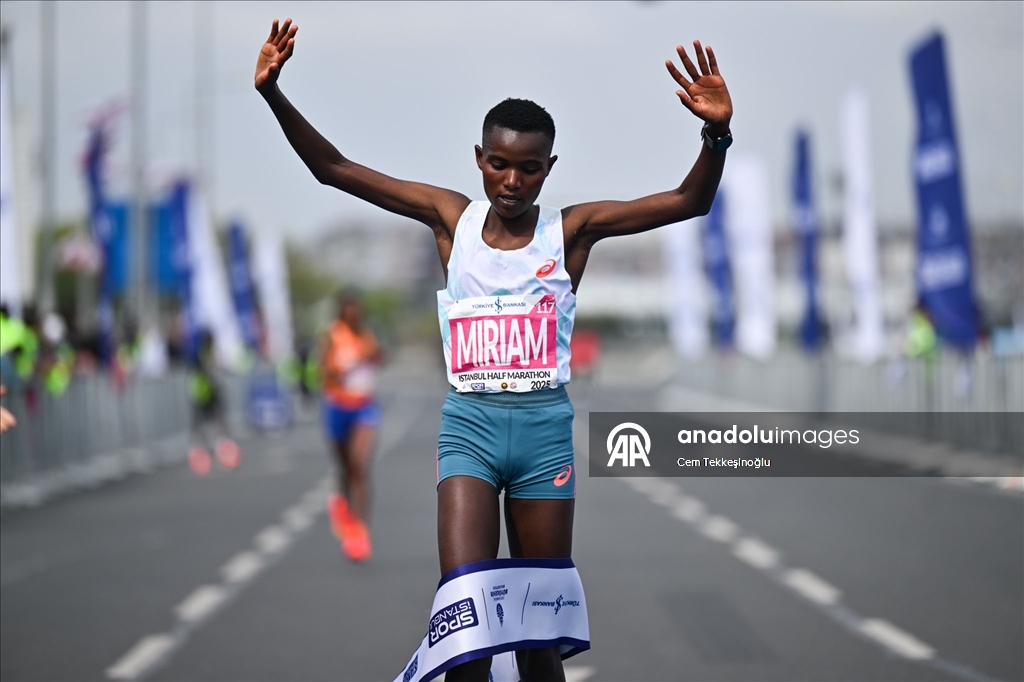 Стартовал 20-й Стамбульский полумарафон Türkiye İş Bankası