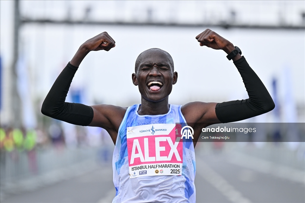 Стартовал 20-й Стамбульский полумарафон Türkiye İş Bankası