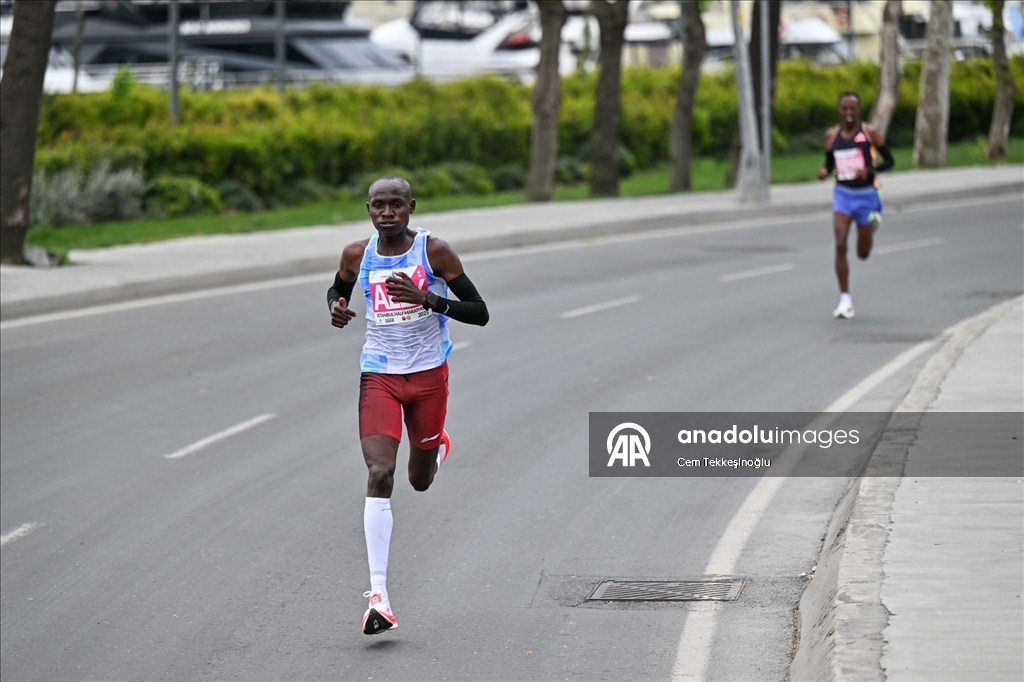 Стартовал 20-й Стамбульский полумарафон Türkiye İş Bankası
