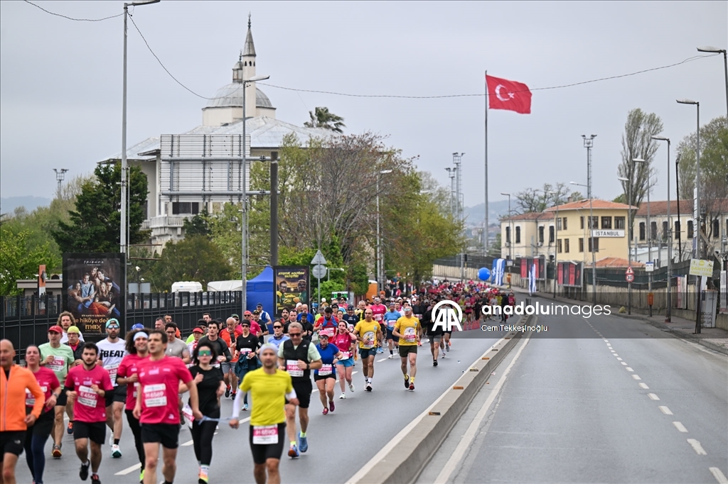 Стартовал 20-й Стамбульский полумарафон Türkiye İş Bankası