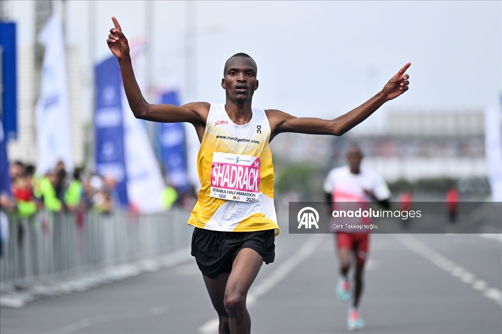 Стартовал 20-й Стамбульский полумарафон Türkiye İş Bankası