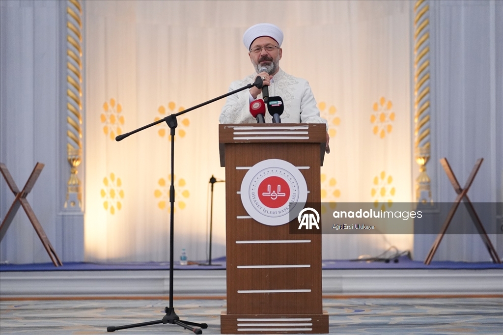 انطلاق أول قافلة حجاج أتراك من إسطنبول إلى الأراضي المقدسة